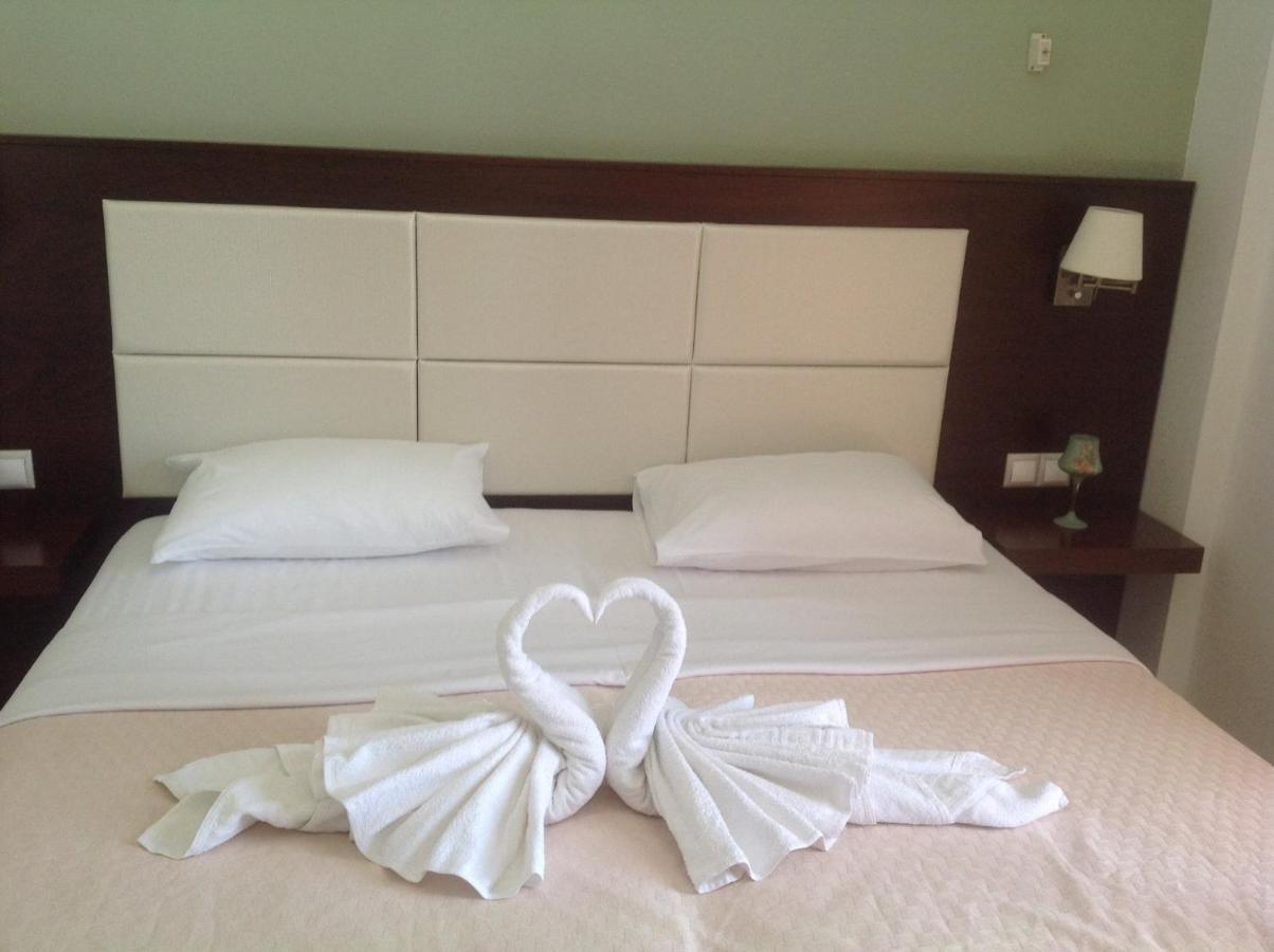 Avra Hotel Agia Galini Екстериор снимка