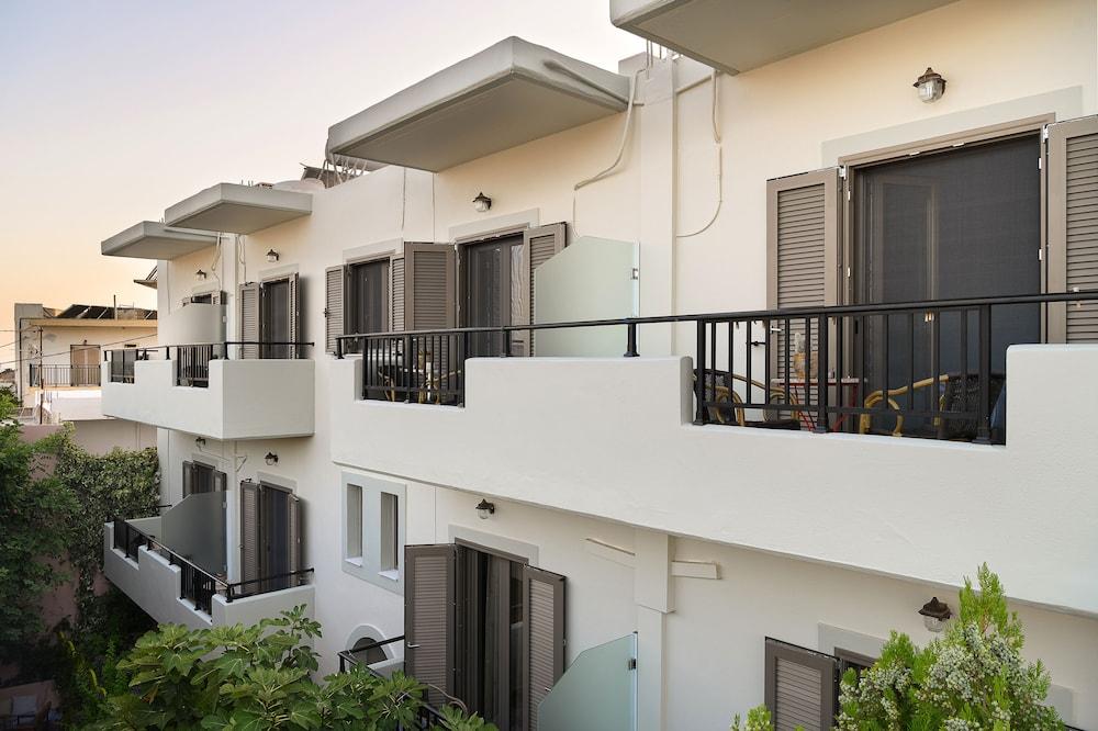 Avra Hotel Agia Galini Екстериор снимка