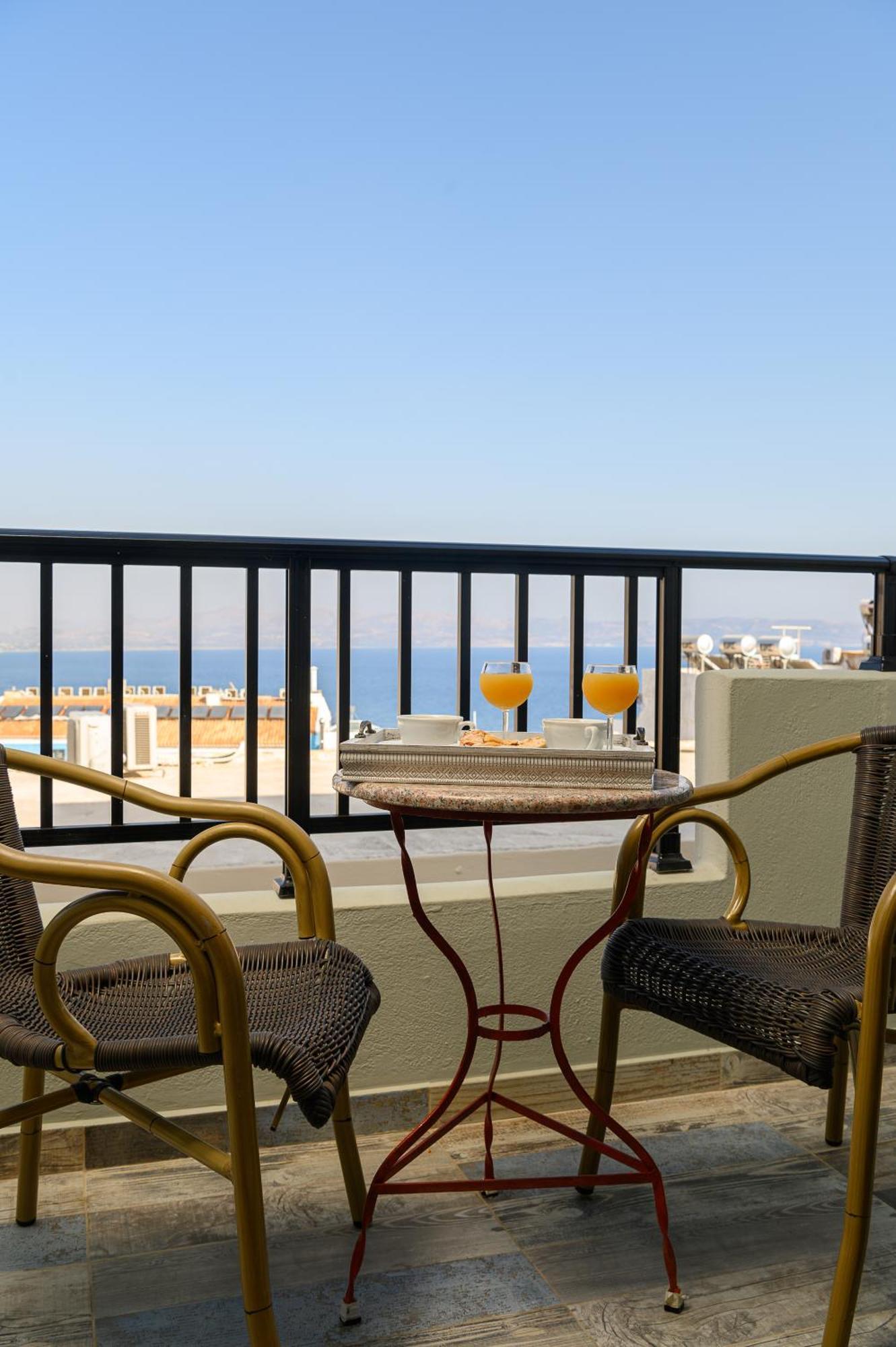 Avra Hotel Agia Galini Екстериор снимка