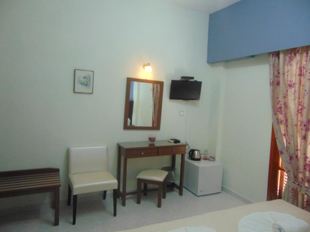 Avra Hotel Agia Galini Екстериор снимка